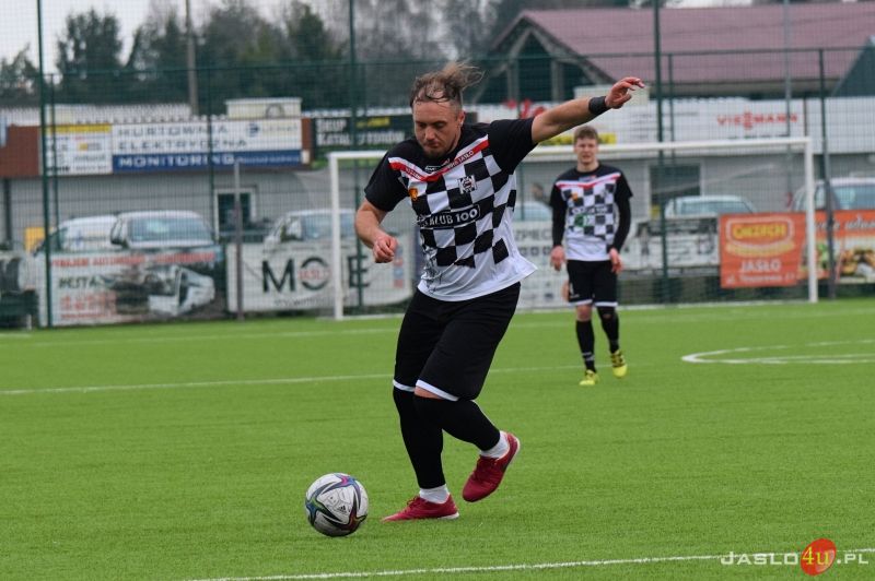 Mecz JKS Czarni 1910 Jasło - ULKS Grabowianka Grabówka 4:1