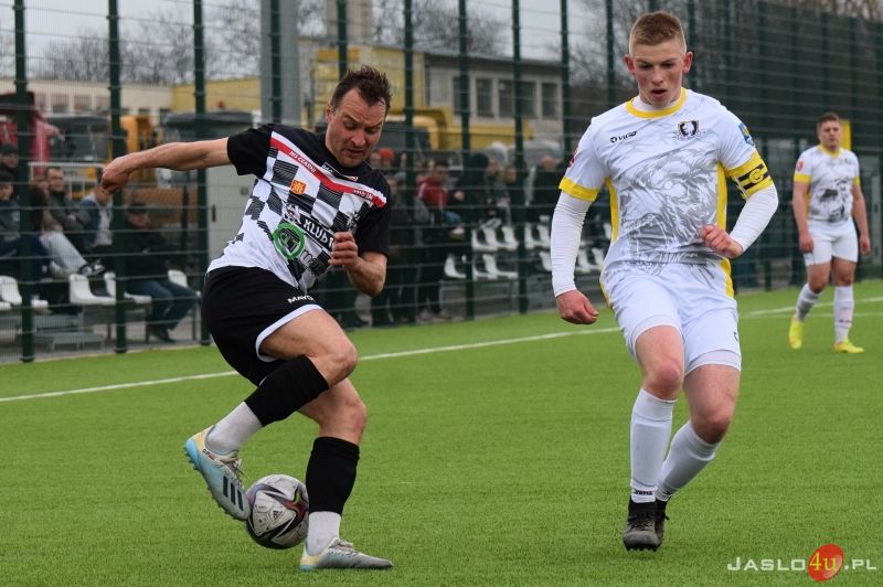 Mecz JKS Czarni 1910 Jasło - ULKS Grabowianka Grabówka 4:1