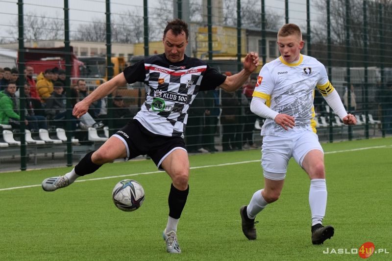 Mecz JKS Czarni 1910 Jasło - ULKS Grabowianka Grabówka 4:1