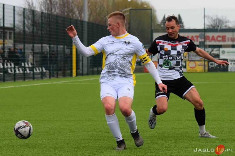 Mecz JKS Czarni 1910 Jasło - ULKS Grabowianka Grabówka 4:1