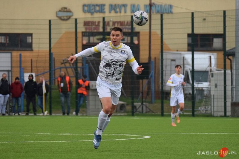 Mecz JKS Czarni 1910 Jasło - ULKS Grabowianka Grabówka 4:1