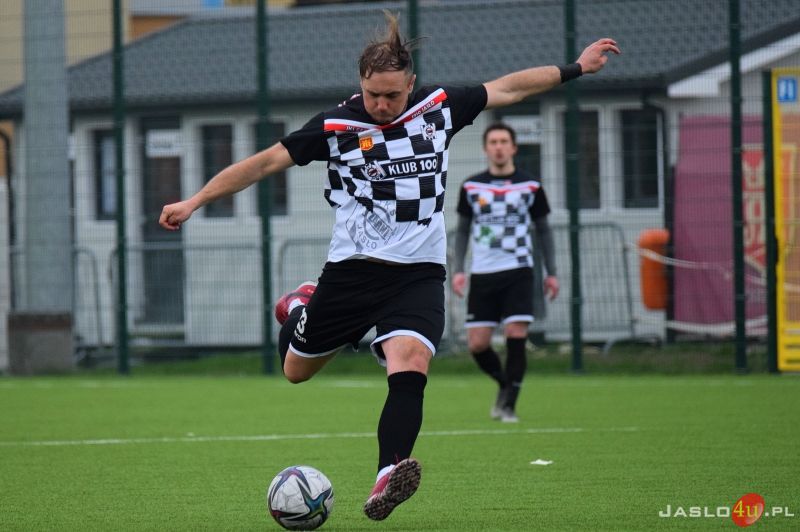 Mecz JKS Czarni 1910 Jasło - ULKS Grabowianka Grabówka 4:1