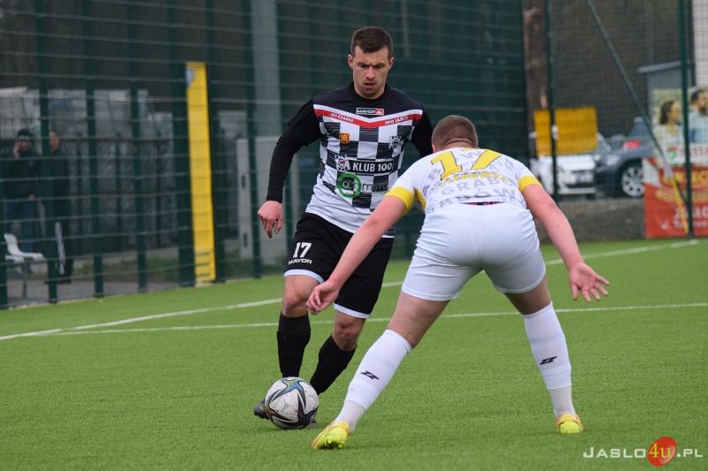 Mecz JKS Czarni 1910 Jasło - ULKS Grabowianka Grabówka 4:1