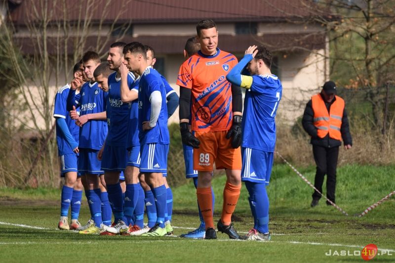 Mecz LKS Tempo Nienaszów - JKS Czarni 1910 Jasło 1:3