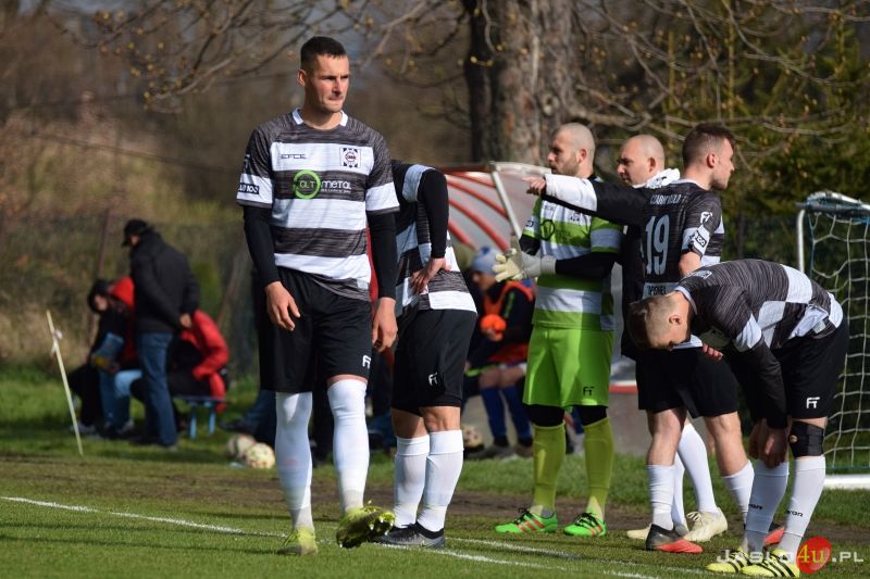 Mecz LKS Tempo Nienaszów - JKS Czarni 1910 Jasło 1:3