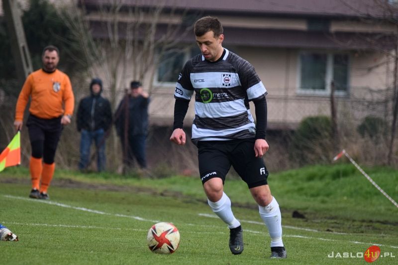 Mecz LKS Tempo Nienaszów - JKS Czarni 1910 Jasło 1:3