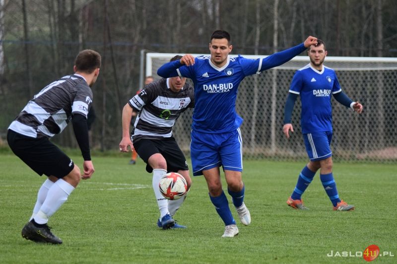 Mecz LKS Tempo Nienaszów - JKS Czarni 1910 Jasło 1:3