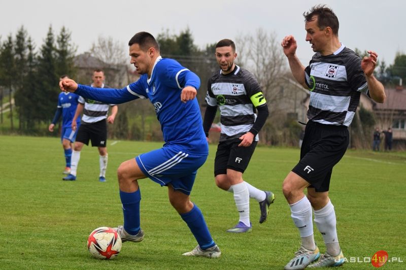 Mecz LKS Tempo Nienaszów - JKS Czarni 1910 Jasło 1:3