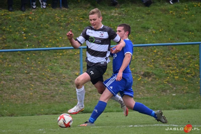 Mecz LKS Tempo Nienaszów - JKS Czarni 1910 Jasło 1:3