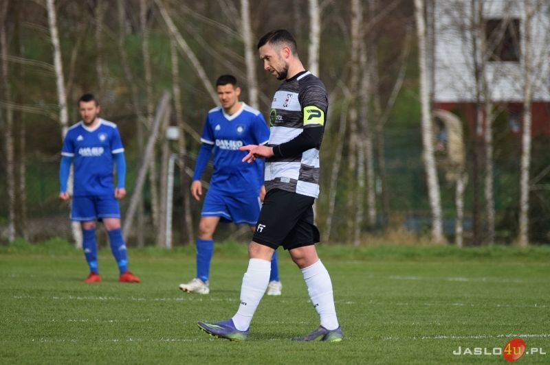 Mecz LKS Tempo Nienaszów - JKS Czarni 1910 Jasło 1:3