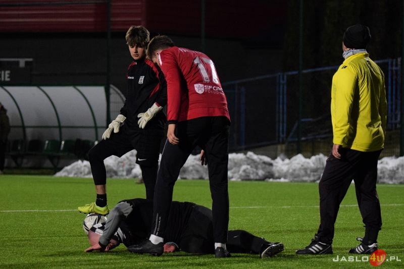 Mecz sparingowy JKS Czarni 1910 Jasło - Partyzant Targowiska 1:3