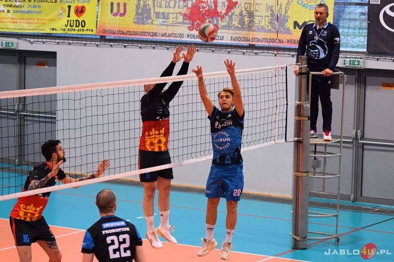 MKS "GAMRAT-MOSiR" Jasło - MKS Będzin II (3:0)