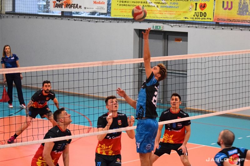 MKS "GAMRAT-MOSiR" Jasło - MKS Będzin II (3:0)