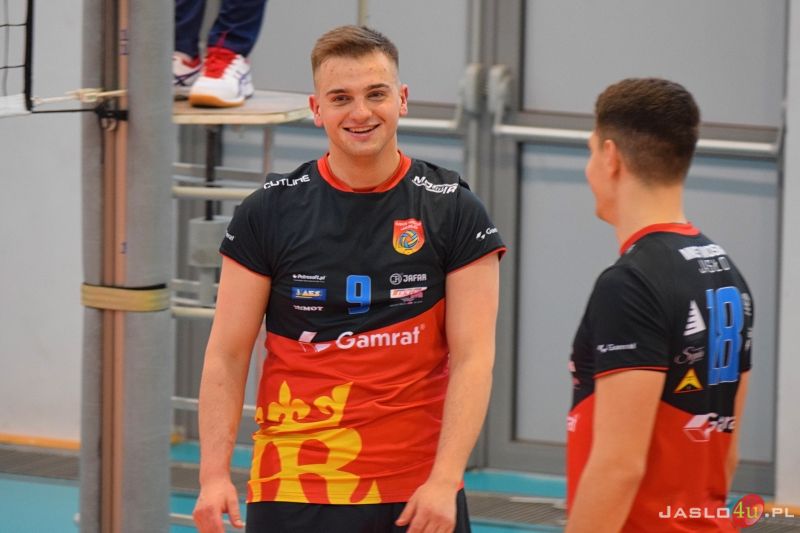 MKS "GAMRAT-MOSiR" Jasło - MKS Będzin II (3:0)