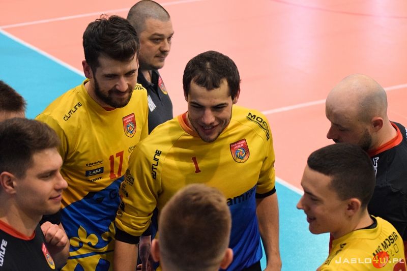 MKS "GAMRAT-MOSiR" Jasło - MKS Będzin II (3:0)