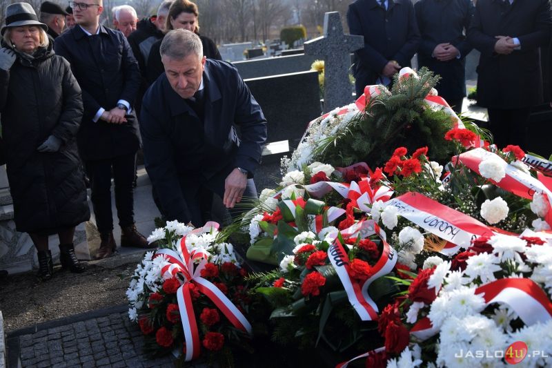 Modlitwa przy grobie śp. senatora Stanisława Zająca