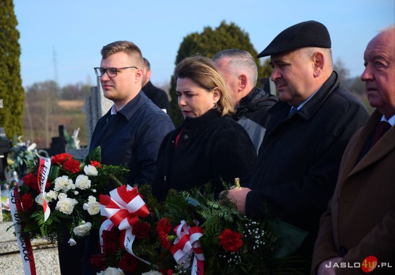 Modlitwa przy grobie śp. senatora Stanisława Zająca