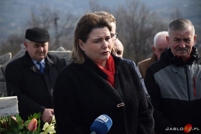 Modlitwa przy grobie śp. senatora Stanisława Zająca
