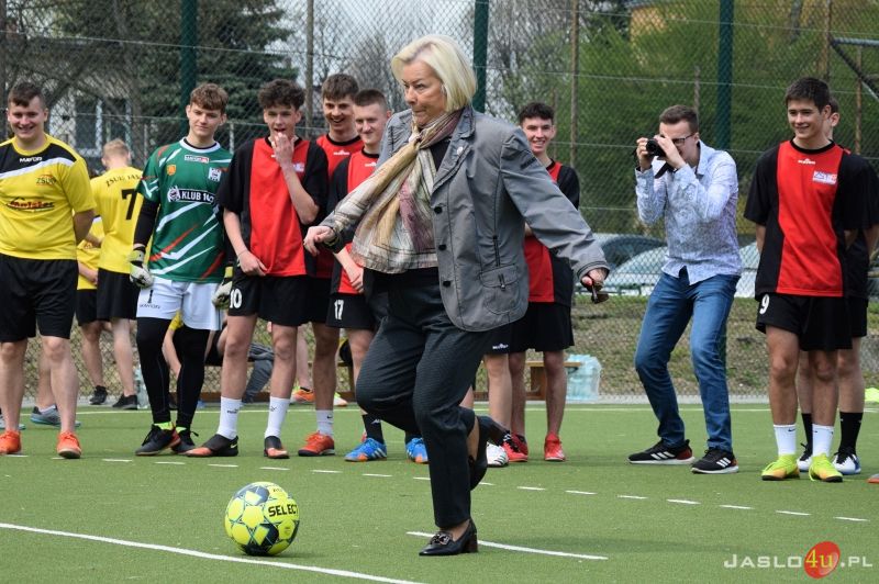 Oddanie do użytku boiska sportowego przy ZST w Jaśle