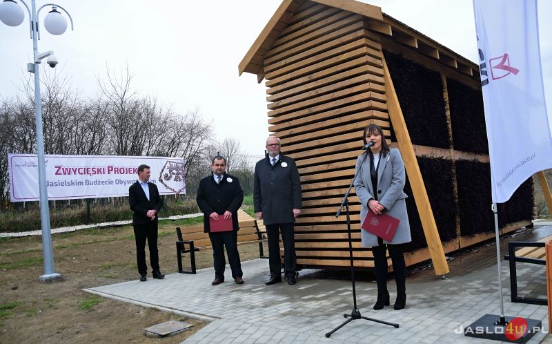 Tężnia solankowa na "Przystanku Kwiatowa"