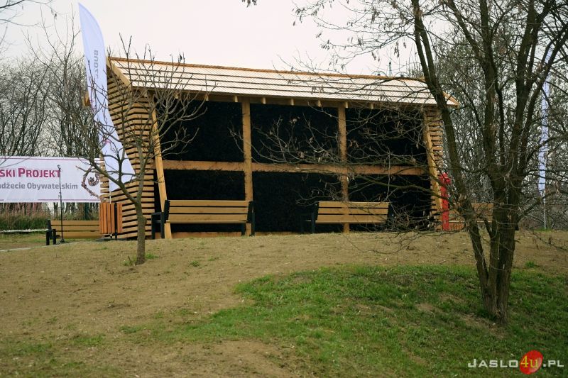 Tężnia solankowa na "Przystanku Kwiatowa"