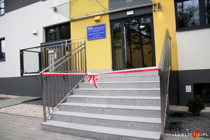 Uroczyste otwarcie  gabinetów rehabilitacji w SP GZOZ w Nowym Żmigrodzie