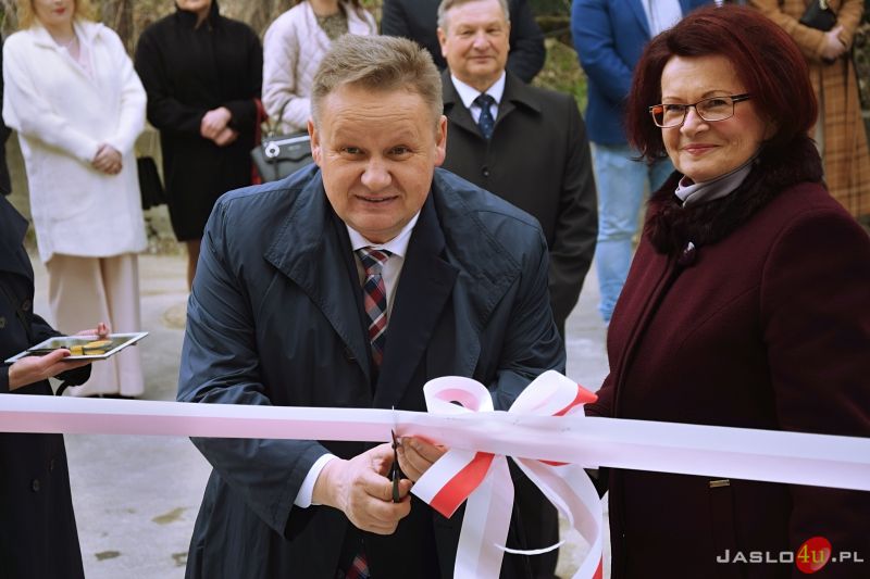 Uroczyste otwarcie  gabinetów rehabilitacji w SP GZOZ w Nowym Żmigrodzie