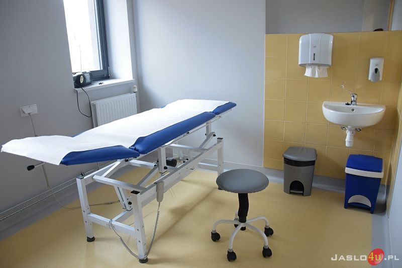 Uroczyste otwarcie  gabinetów rehabilitacji w SP GZOZ w Nowym Żmigrodzie