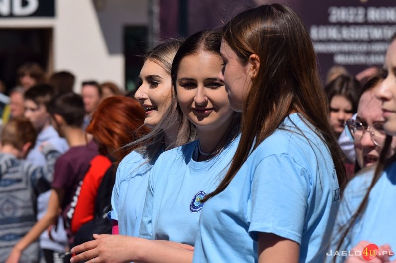 FISHMOB - Cała Polska tańczy dla św. Jana Pawła II w Jaśle 2022