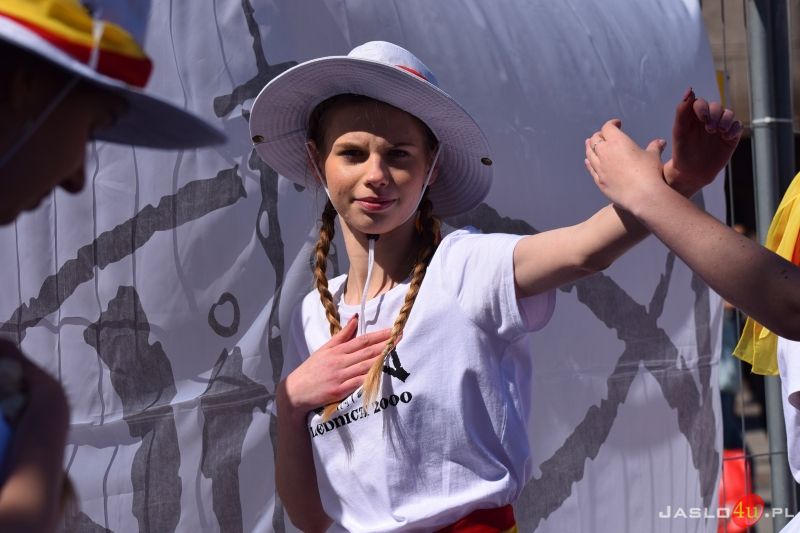 FISHMOB - Cała Polska tańczy dla św. Jana Pawła II w Jaśle 2022