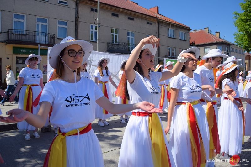 FISHMOB - Cała Polska tańczy dla św. Jana Pawła II w Jaśle 2022