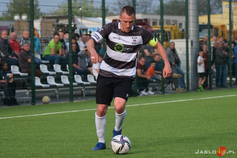 JKS Czarni 1910 Jasło - LKS Przełom Besko (2:1)