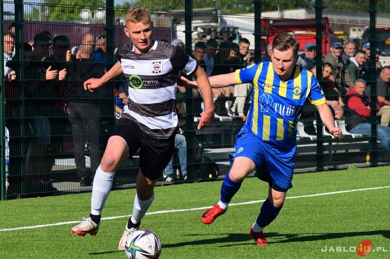 Mecz JKS Czarni 1910 Jasło - MKS Ostoja Kołaczyce 4:1