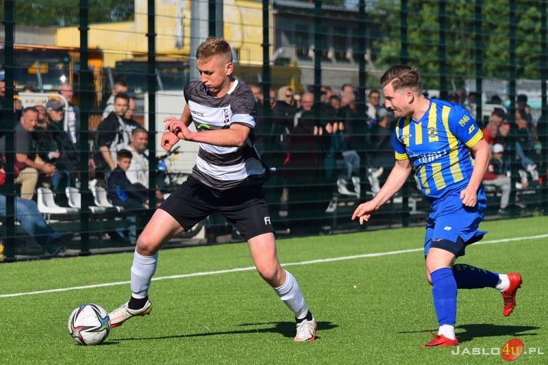Mecz JKS Czarni 1910 Jasło - MKS Ostoja Kołaczyce 4:1