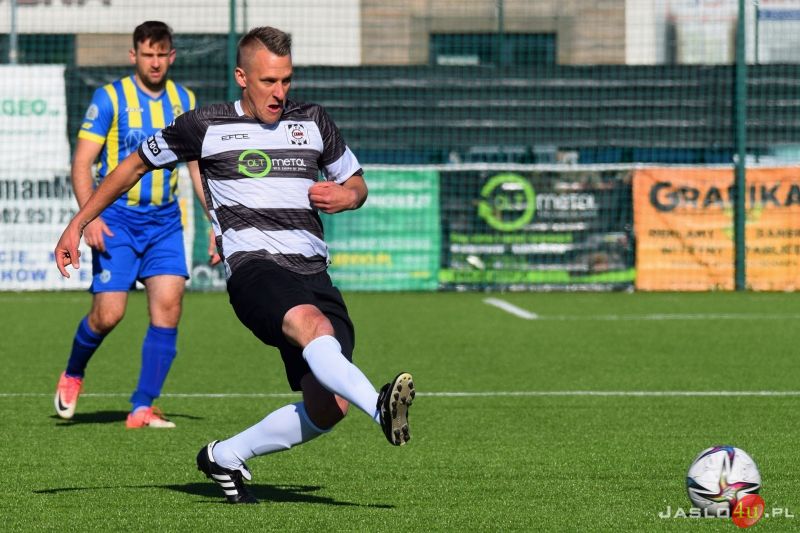 Mecz JKS Czarni 1910 Jasło - MKS Ostoja Kołaczyce 4:1