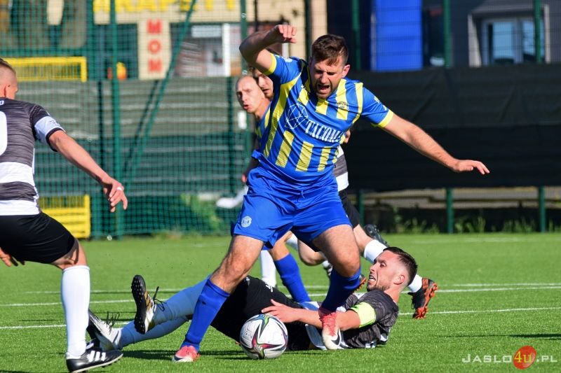 Mecz JKS Czarni 1910 Jasło - MKS Ostoja Kołaczyce 4:1