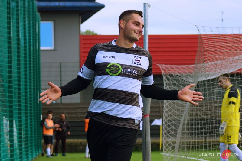 Mecz JKS Czarni 1910 Jasło - MKS Ostoja Kołaczyce 4:1