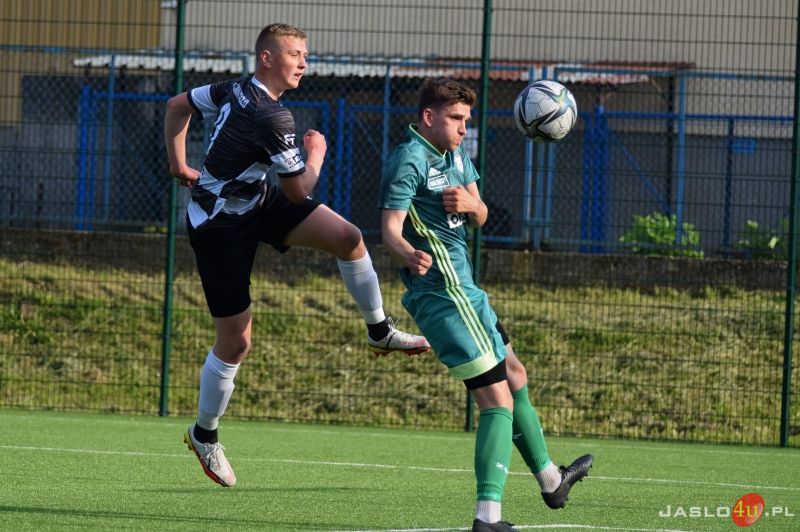 Mecz JKS Czarni 1910 Jasło - Partyzant Targowiska 3:1