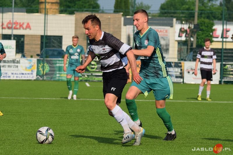 Mecz JKS Czarni 1910 Jasło - Partyzant Targowiska 3:1