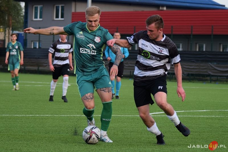 Mecz JKS Czarni 1910 Jasło - Partyzant Targowiska 3:1