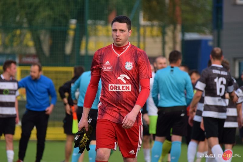 Mecz JKS Czarni 1910 Jasło - Partyzant Targowiska 3:1