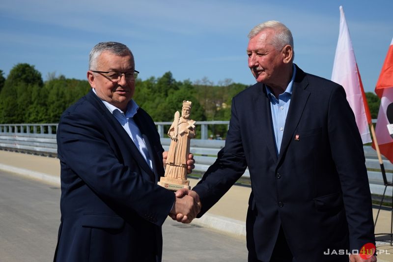Otwarcie mostu na rzece Ropie w Przysiekach