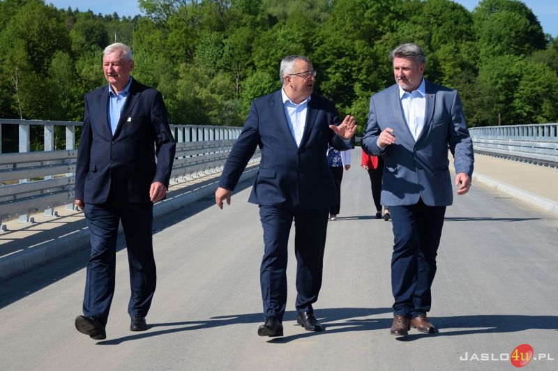 Otwarcie mostu na rzece Ropie w Przysiekach