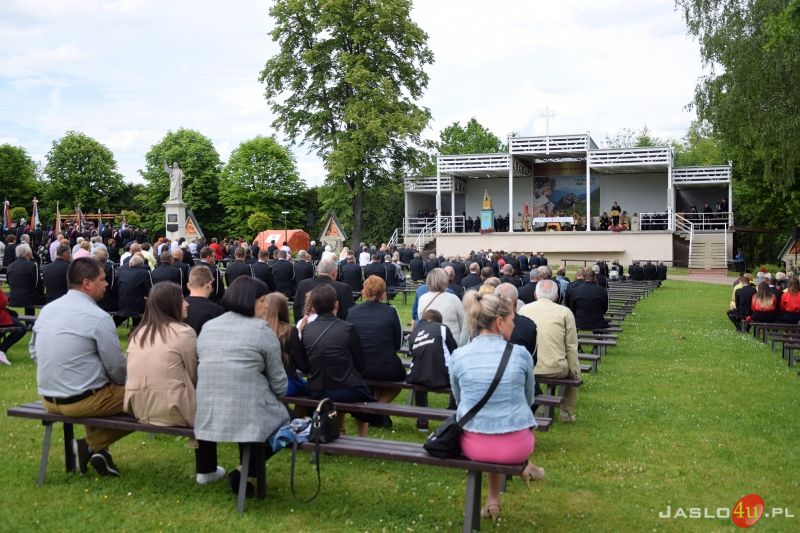 V Diecezjalna Pielgrzymka Strażaków do Sanktuarium w Dębowcu