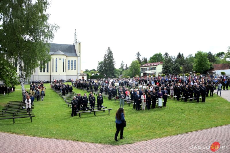 V Diecezjalna Pielgrzymka Strażaków do Sanktuarium w Dębowcu