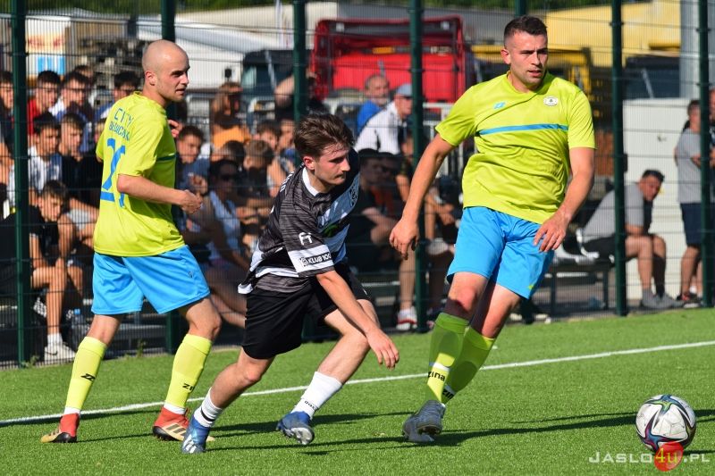 Mecz JKS Czarni 1910 Jasło - LKS Cisy Jabłonica Polska 10:1
