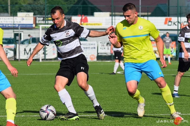 Mecz JKS Czarni 1910 Jasło - LKS Cisy Jabłonica Polska 10:1