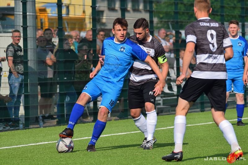 Mecz JKS Czarni 1910 Jasło - LKS Szarotka Uherce 7:0