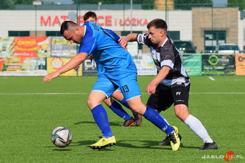 Mecz JKS Czarni 1910 Jasło - LKS Szarotka Uherce 7:0