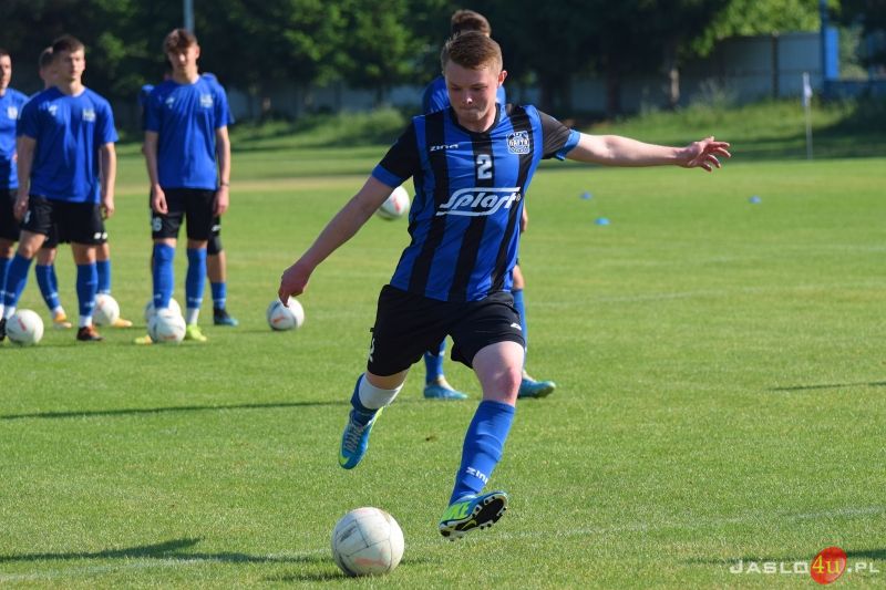Mecz ZKS Nafta-Splast Jedlicze - JKS Czarni 1910 Jasło 1:1